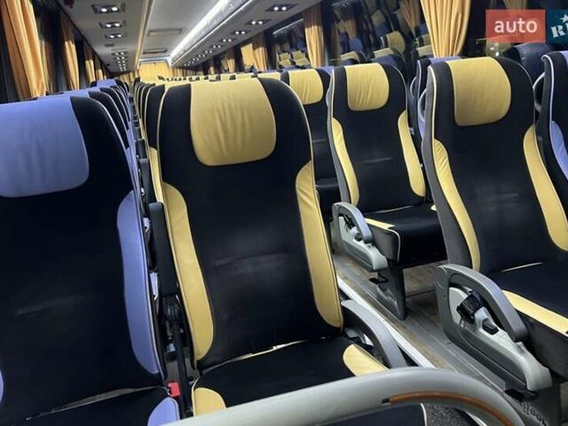 Зеленый Van Hool T915, объемом двигателя 12.9 л и пробегом 924 тыс. км за 190000 $, фото 5 на Automoto.ua