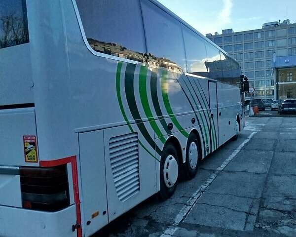 Белый Van Hool T916 Акрон, объемом двигателя 12.8 л и пробегом 948 тыс. км за 40635 $, фото 2 на Automoto.ua