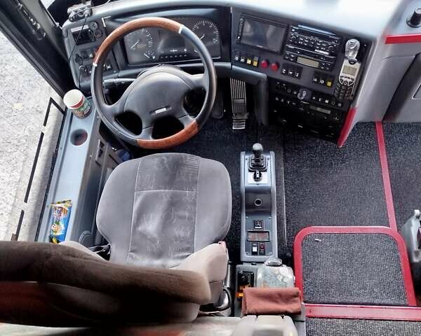 Белый Van Hool T916 Акрон, объемом двигателя 12.8 л и пробегом 948 тыс. км за 40635 $, фото 8 на Automoto.ua