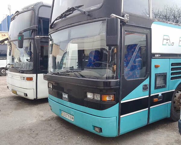 Зеленый Van Hool EOS 180, объемом двигателя 0 л и пробегом 500 тыс. км за 23000 $, фото 1 на Automoto.ua