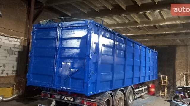 Красный Van Hool NV, объемом двигателя 0 л и пробегом 0 тыс. км за 8500 $, фото 1 на Automoto.ua