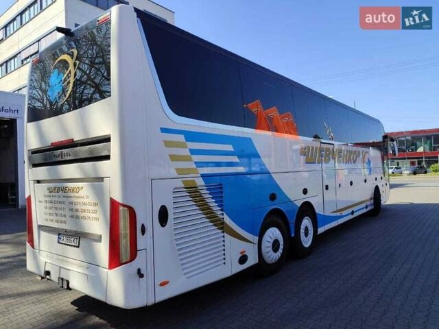 Белый Van Hool T916 Astron, объемом двигателя 12.9 л и пробегом 709 тыс. км за 191716 $, фото 5 на Automoto.ua
