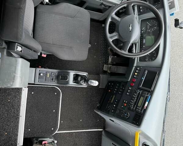 Червоний Van Hool T916 Astron, об'ємом двигуна 12.4 л та пробігом 600 тис. км за 105112 $, фото 3 на Automoto.ua