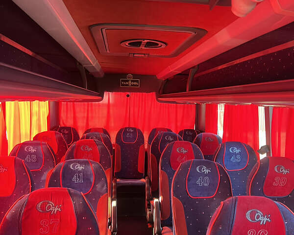 Серый Van Hool T916 Astron, объемом двигателя 11 л и пробегом 963 тыс. км за 45000 $, фото 14 на Automoto.ua