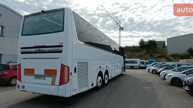 Белый Van Hool T917 Astron, объемом двигателя 0 л и пробегом 288 тыс. км за 285 $, фото 1 на Automoto.ua