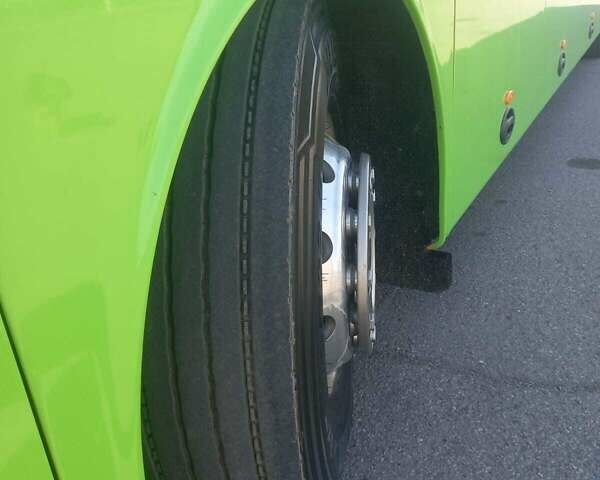 Желтый Van Hool T917 Astron, объемом двигателя 12.9 л и пробегом 970 тыс. км за 165981 $, фото 26 на Automoto.ua