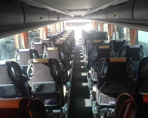 Желтый Van Hool T917 Astron, объемом двигателя 12.9 л и пробегом 944 тыс. км за 184019 $, фото 11 на Automoto.ua