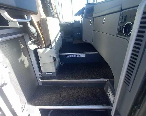 Желтый Van Hool T917 Astron, объемом двигателя 12.9 л и пробегом 970 тыс. км за 165981 $, фото 13 на Automoto.ua