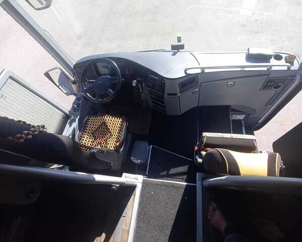 Желтый Van Hool T917 Astron, объемом двигателя 12.9 л и пробегом 970 тыс. км за 165981 $, фото 14 на Automoto.ua