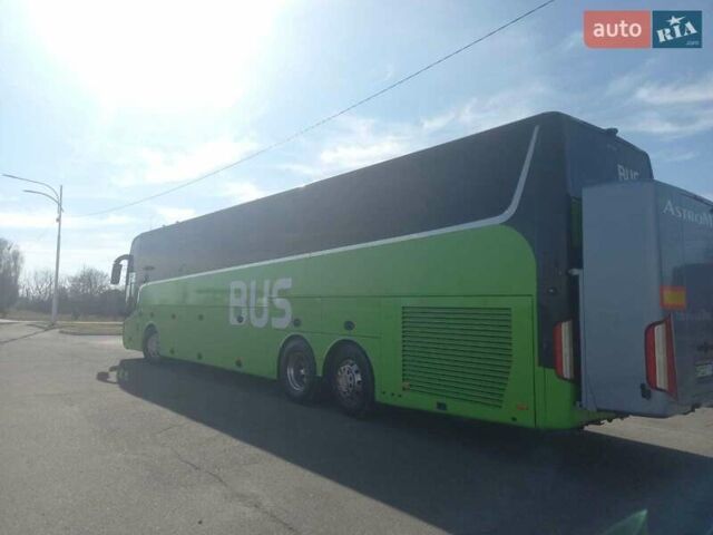 Желтый Van Hool T917 Astron, объемом двигателя 12.9 л и пробегом 970 тыс. км за 165981 $, фото 5 на Automoto.ua