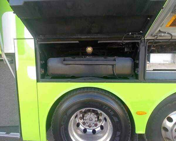 Желтый Van Hool T917 Astron, объемом двигателя 12.9 л и пробегом 970 тыс. км за 165981 $, фото 30 на Automoto.ua