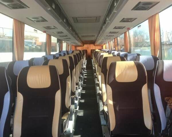 Желтый Van Hool T917 Astron, объемом двигателя 12.9 л и пробегом 944 тыс. км за 184019 $, фото 17 на Automoto.ua