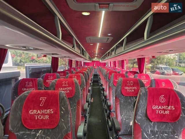 Сірий Van Hool T917 Astron, об'ємом двигуна 12.42 л та пробігом 800 тис. км за 89900 $, фото 7 на Automoto.ua