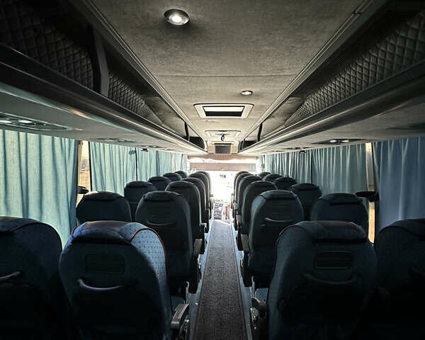 Van Hool T917 Astron 2009 у Дубно на Automoto.ua Сірий Van Hool T917 Astron, об'ємом двигуна 0 л та пробігом 950 тис. км за 110912 $, фото 15 на Automoto.ua