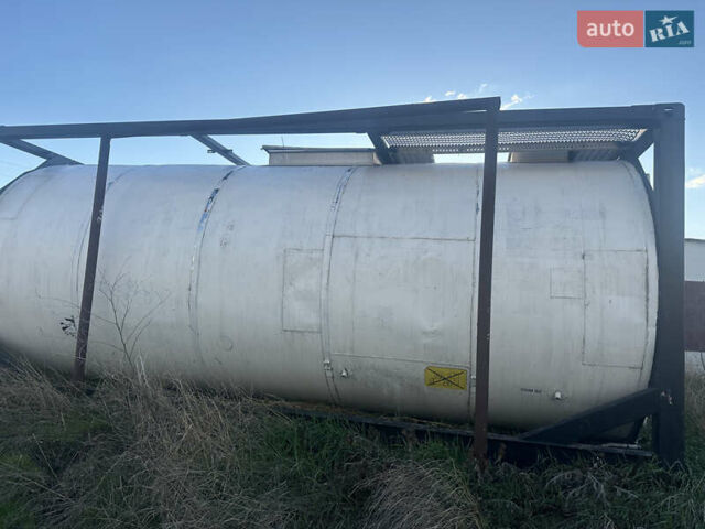 Van Hool Tank Container 2000 в Одессе на Automoto.ua Van Hool Tank Container, объемом двигателя 0 л и пробегом 0 тыс. км за 15000 $, фото 1 на Automoto.ua