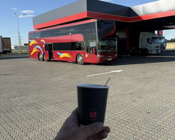 Красный Van Hool TD 927 SD3, объемом двигателя 12.82 л и пробегом 880 тыс. км за 60000 $, фото 4 на Automoto.ua
