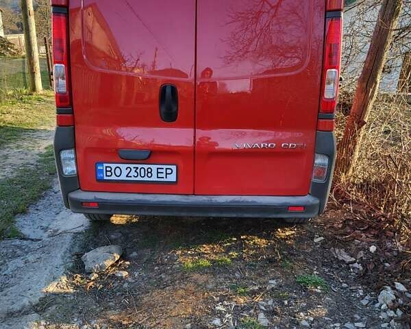 Красный Воксхолл Vivaro, объемом двигателя 2 л и пробегом 230 тыс. км за 12200 $, фото 7 на Automoto.ua