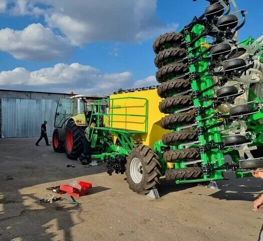 Желтый Велес-Агро Другая, объемом двигателя 0 л и пробегом 0 тыс. км за 4634701 $, фото 4 на Automoto.ua