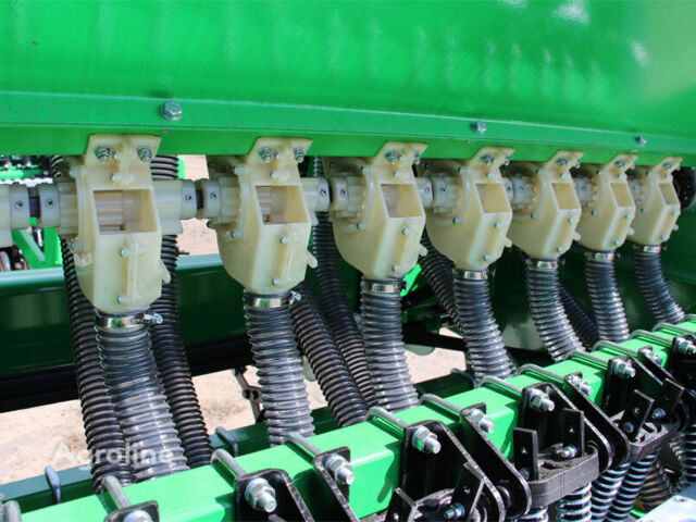 Зеленый Велес-Агро Другая, объемом двигателя 0 л и пробегом 0 тыс. км за 947849 $, фото 2 на Automoto.ua