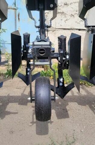 Зеленый Велес-Агро Другая, объемом двигателя 0 л и пробегом 0 тыс. км за 319005 $, фото 3 на Automoto.ua