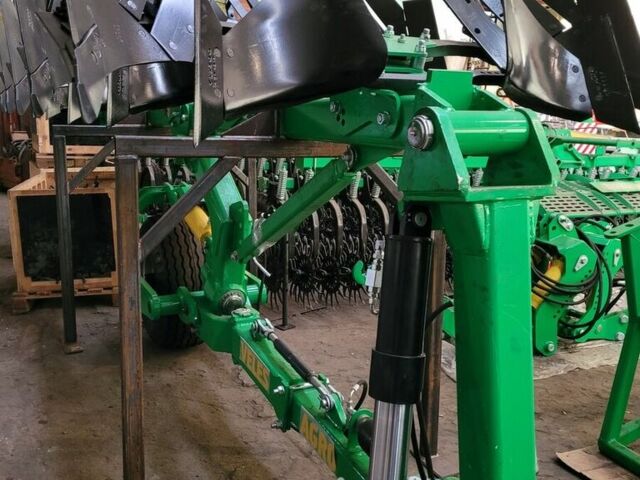 Зеленый Велес-Агро Другая, объемом двигателя 0 л и пробегом 0 тыс. км за 1256045 $, фото 5 на Automoto.ua