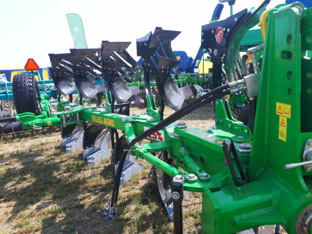 Зеленый Велес-Агро Другая, объемом двигателя 0 л и пробегом 0 тыс. км за 912364 $, фото 1 на Automoto.ua