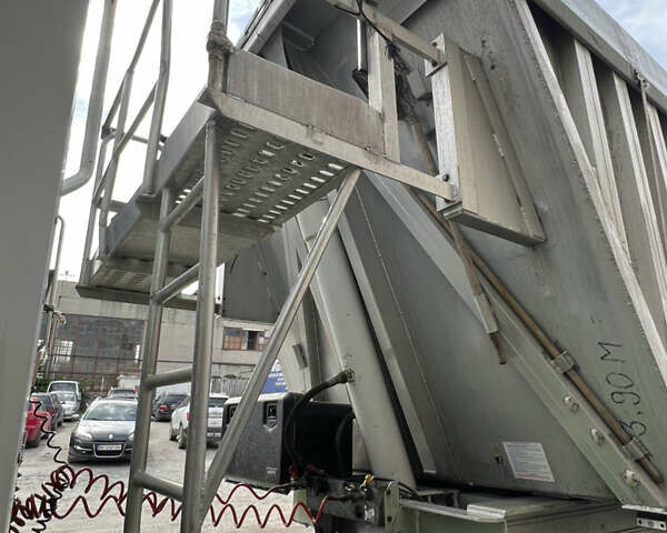 Белый Виберти 25R4S, объемом двигателя 0 л и пробегом 100 тыс. км за 19500 $, фото 3 на Automoto.ua