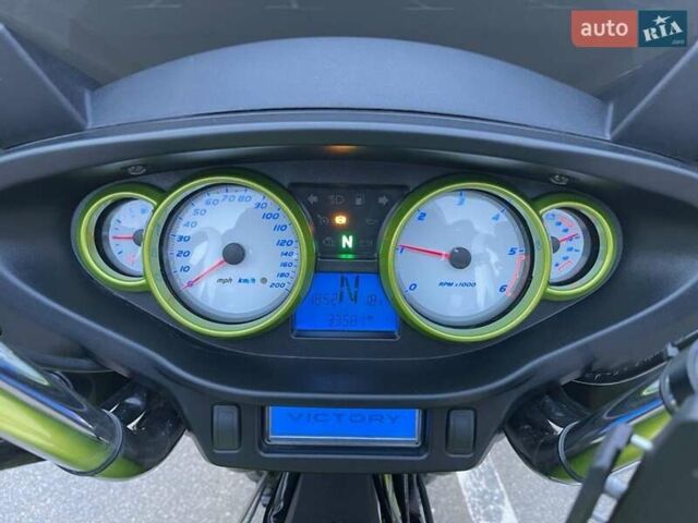 Виктори Магнум 2015 в Харькове на Automoto.ua Зеленый Виктори Магнум, объемом двигателя 1.74 л и пробегом 42 тыс. км за 12800 $, фото 7 на Automoto.ua