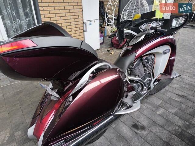 Красный Виктори Визион Тур, объемом двигателя 1.73 л и пробегом 27 тыс. км за 12700 $, фото 20 на Automoto.ua