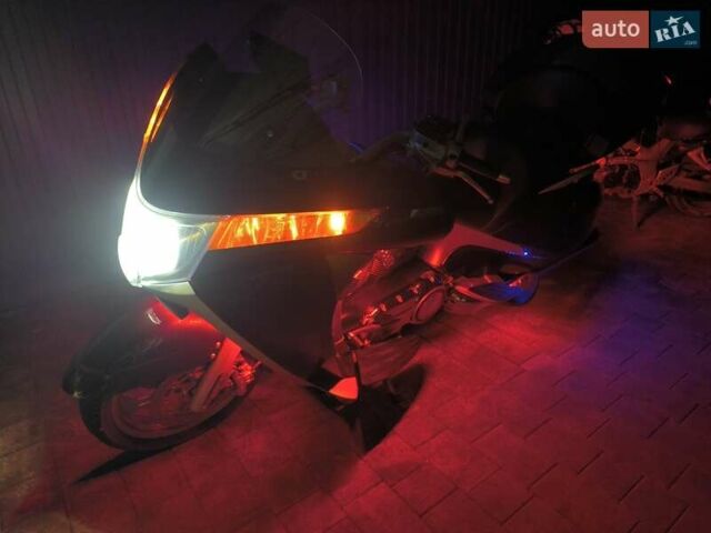 Красный Виктори Визион Тур, объемом двигателя 1.73 л и пробегом 27 тыс. км за 12700 $, фото 8 на Automoto.ua