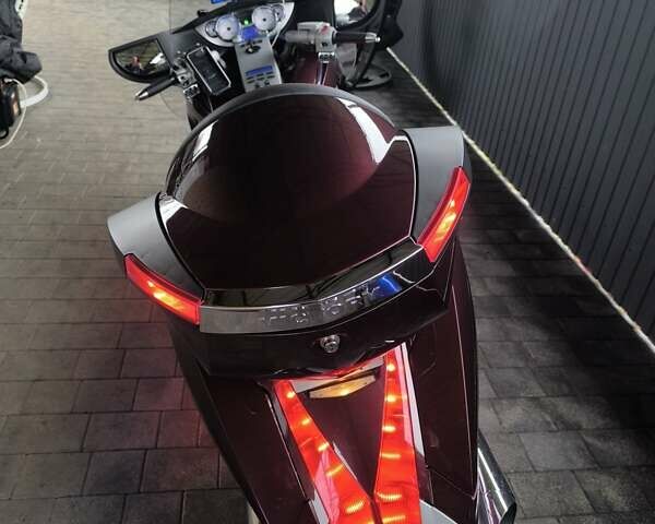 Красный Виктори Визион Тур, объемом двигателя 1.73 л и пробегом 27 тыс. км за 12700 $, фото 15 на Automoto.ua