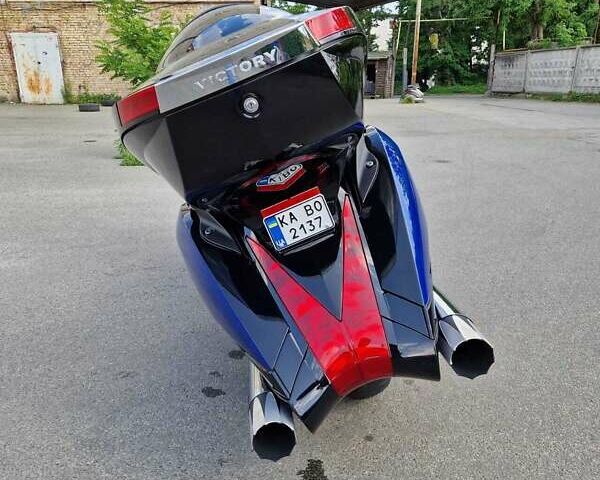 Синий Виктори Визион Тур, объемом двигателя 1.73 л и пробегом 17 тыс. км за 12500 $, фото 5 на Automoto.ua