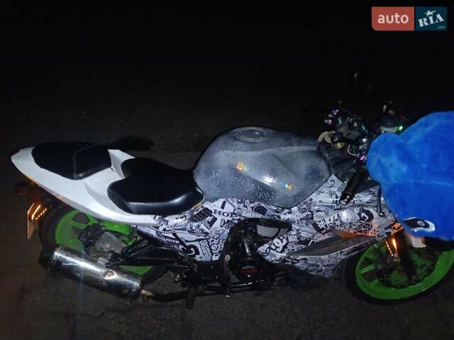 Белый Вайпер Ф2, объемом двигателя 0 л и пробегом 2 тыс. км за 1800 $, фото 5 на Automoto.ua