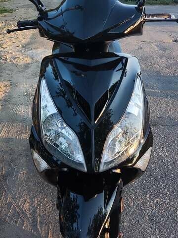 Черный Вайпер Шторм, объемом двигателя 0 л и пробегом 23 тыс. км за 650 $, фото 3 на Automoto.ua