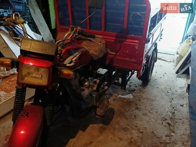 Красный Вайпер Зубр, объемом двигателя 0.2 л и пробегом 100 тыс. км за 1100 $, фото 2 на Automoto.ua