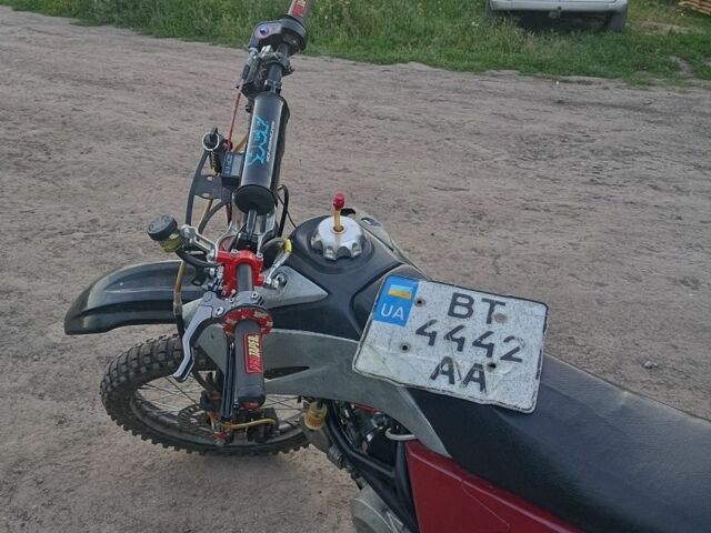 Вайпер Інша 2014 у Сумах на Automoto.ua Чорний Вайпер Інша, об'ємом двигуна 0.1 л та пробігом 0 тис. км за 553 $, фото 7 на Automoto.ua