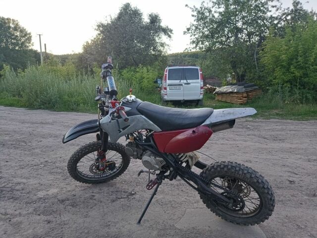 Вайпер Інша 2014 у Сумах на Automoto.ua Чорний Вайпер Інша, об'ємом двигуна 0.1 л та пробігом 0 тис. км за 553 $, фото 1 на Automoto.ua