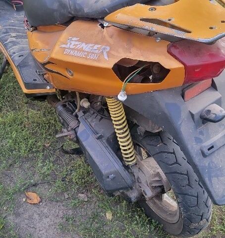 Вайпер Другая 2009 в Черкассах на Automoto.ua Вайпер Другая, объемом двигателя 49 л и пробегом 0 тыс. км за 97 $, фото 3 на Automoto.ua