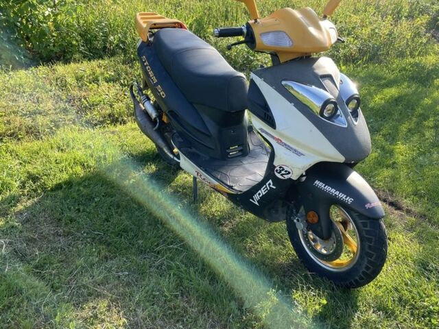 Вайпер Другая, объемом двигателя 50 л и пробегом 0 тыс. км за 290 $, фото 2 на Automoto.ua