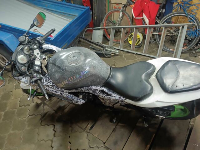 Вайпер Другая, объемом двигателя 0.2 л и пробегом 0 тыс. км за 1800 $, фото 2 на Automoto.ua