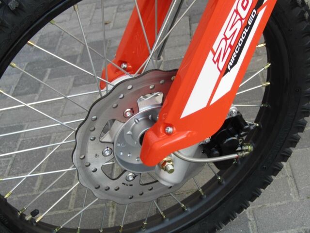 Вайпер Інша, об'ємом двигуна 0.25 л та пробігом 0 тис. км за 1350 $, фото 4 на Automoto.ua