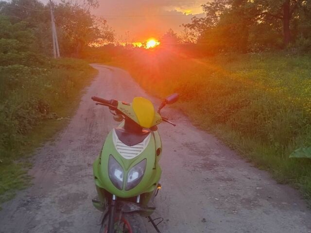 Вайпер Другая, объемом двигателя 80 л и пробегом 0 тыс. км за 100 $, фото 3 на Automoto.ua