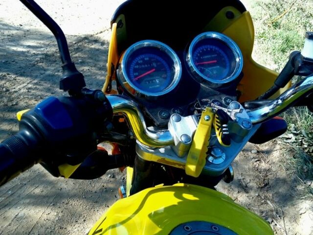 Желтый Вайпер Другая, объемом двигателя 0.1 л и пробегом 0 тыс. км за 666 $, фото 3 на Automoto.ua