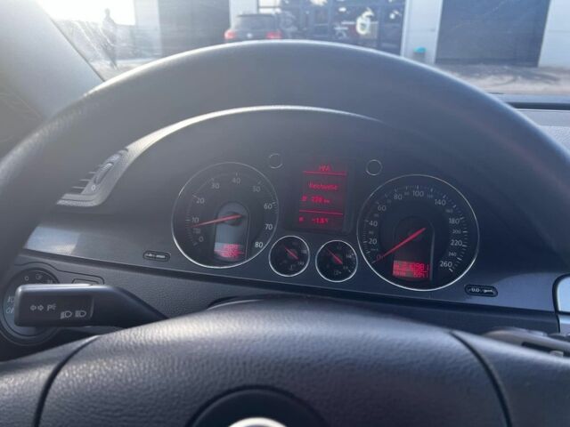 Черный Фольксваген 1600, объемом двигателя 1.6 л и пробегом 211 тыс. км за 6000 $, фото 1 на Automoto.ua