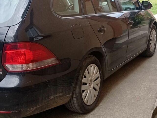 Черный Фольксваген 1600, объемом двигателя 1.6 л и пробегом 260 тыс. км за 8200 $, фото 4 на Automoto.ua