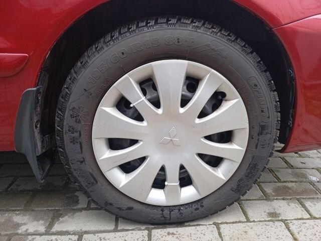 Красный Фольксваген 1600, объемом двигателя 1.6 л и пробегом 176 тыс. км за 4600 $, фото 12 на Automoto.ua