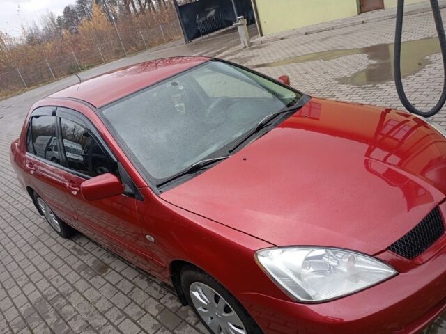 Красный Фольксваген 1600, объемом двигателя 1.6 л и пробегом 176 тыс. км за 4600 $, фото 6 на Automoto.ua