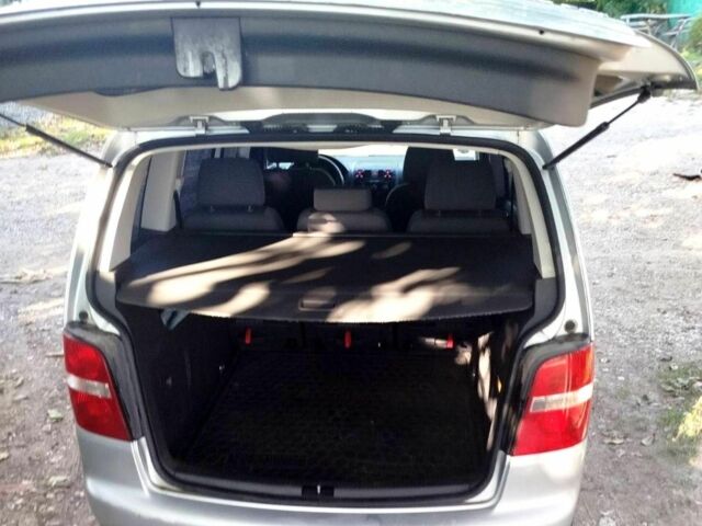 Сірий Фольксваген 1600, об'ємом двигуна 1.6 л та пробігом 250 тис. км за 5000 $, фото 3 на Automoto.ua