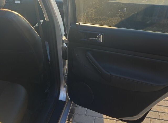 Сірий Фольксваген 1600, об'ємом двигуна 1.6 л та пробігом 172 тис. км за 4000 $, фото 14 на Automoto.ua