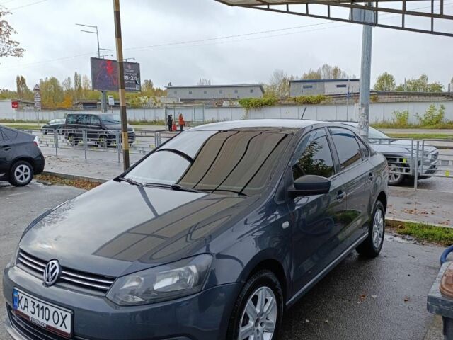 Серый Фольксваген 1600, объемом двигателя 1.6 л и пробегом 345 тыс. км за 5499 $, фото 1 на Automoto.ua